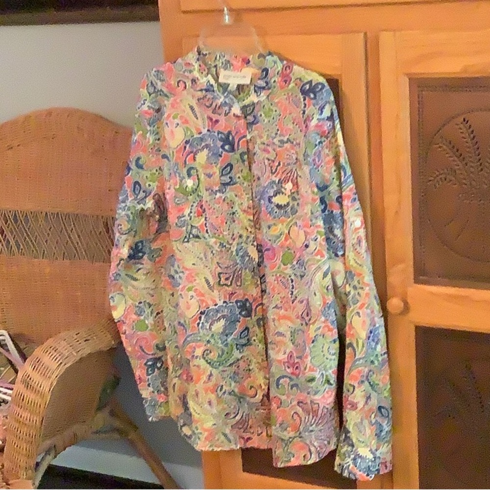 Womens long sleeve blouse, size M